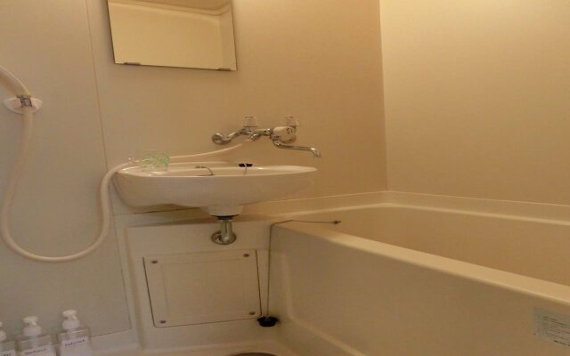 Sunlife Yamashina Apartment