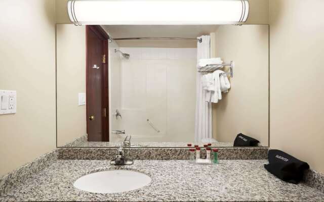 Ramada by Wyndham Edson