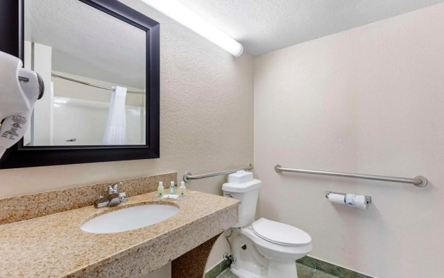 Quality Inn Downtown Stuart