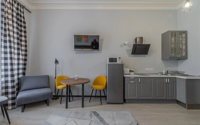 Apart Hotel R&B(Графский)