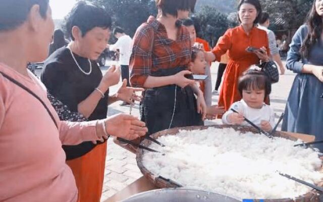 Qingshui Lake Farmhouse