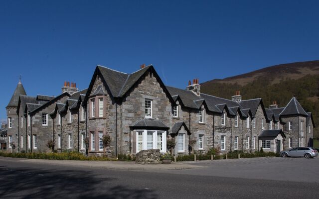 Dunalastair Hotel Suites