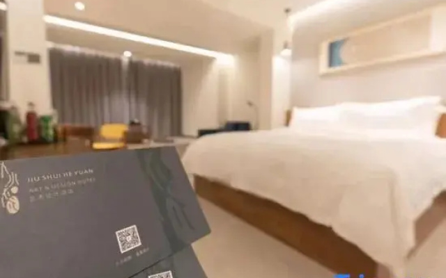 Jiushui Heyuan Art Design Hotel