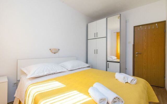 Apartment Jakov
