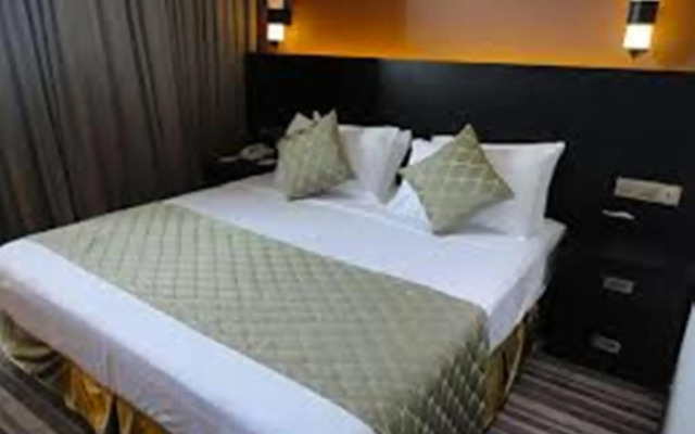 Pearl Grand By Rathna