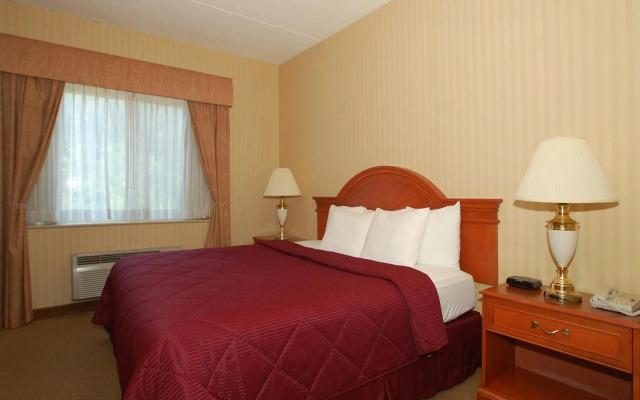Holiday Inn Express & Suites Hawthorne Elmsford North by IHG