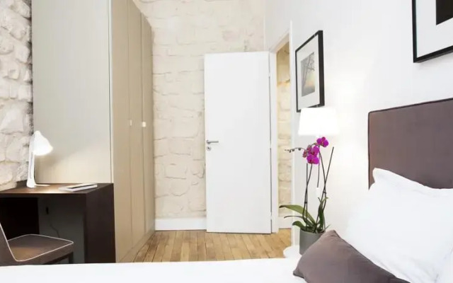 Luxury 2 Bedrooms Le Marais I by Livinparis
