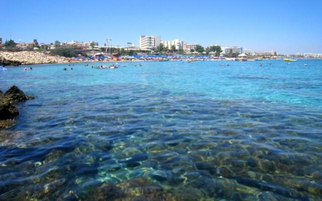 Maouris Hotel Apartments