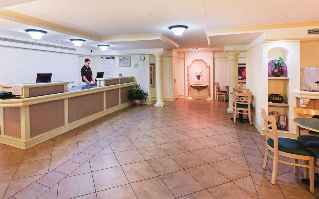 Rodeway Inn