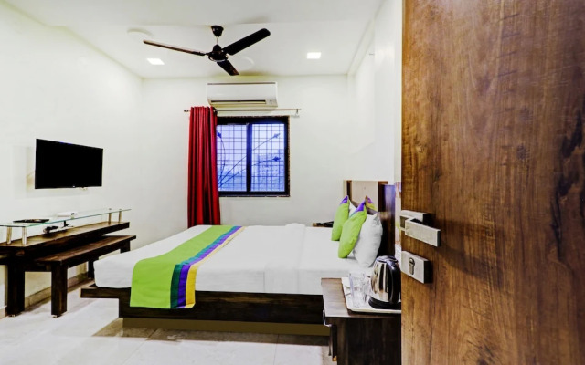 Treebo Trend Hotel Krishna