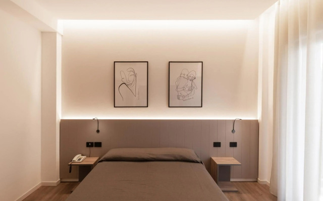 Renzo Hotel