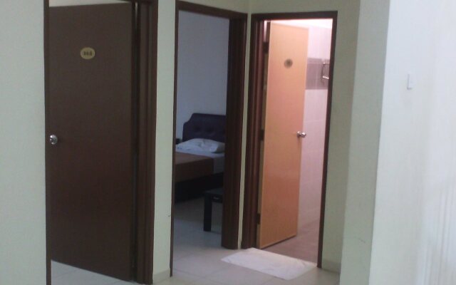 Laksamana Townlodge