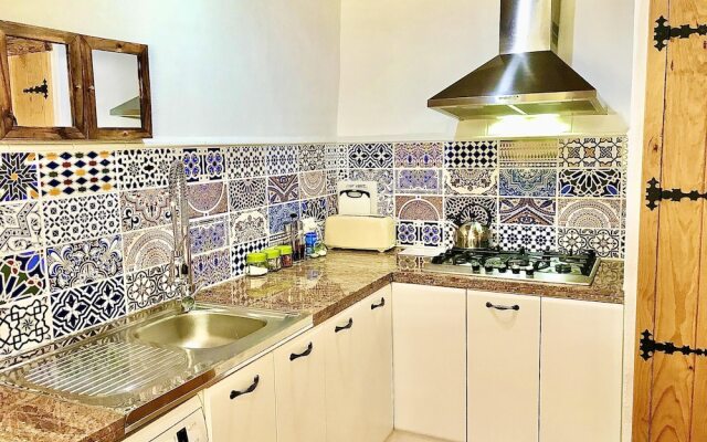 House With 2 Bedrooms in Genalguacil, Málaga, With Shared Pool, Enclosed Garden and Wifi - 28 km From the Beach