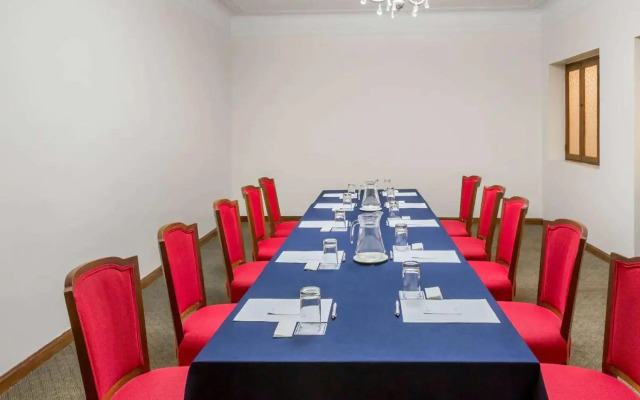 Ramada by Wyndham Costa Del Sol Cusco
