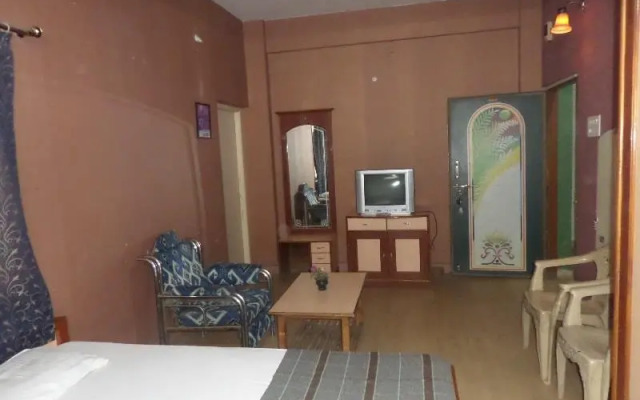 Hotel Pooja Palace