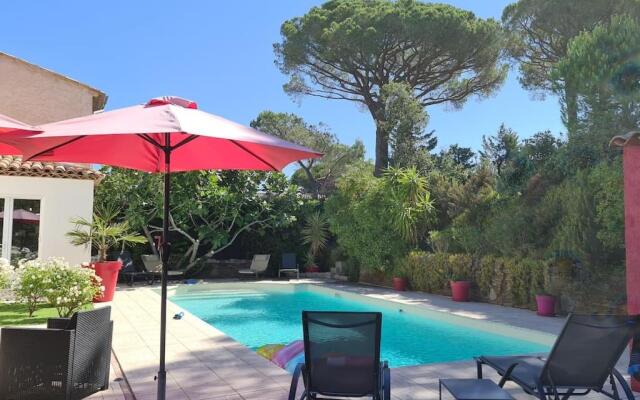 Ste Maxime Villa 5 * - Piscine chauffée - 6/9 pers