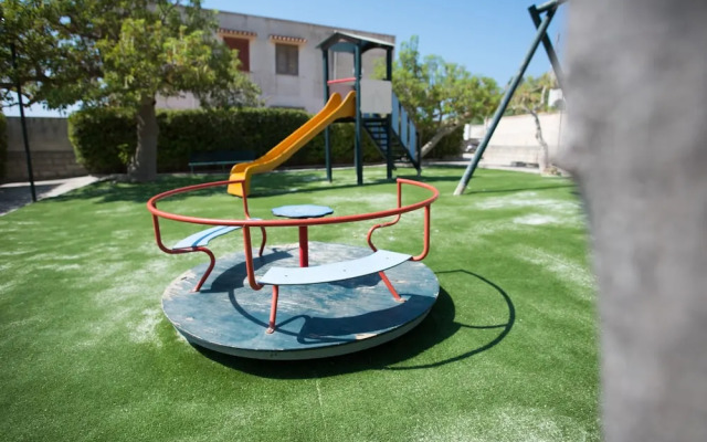 Apartment 250 Meters From the Beach With sea View