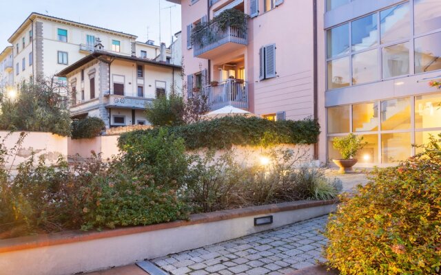 Colorful Boccaccio Apartment