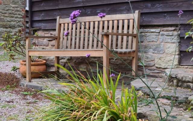 Whitewells Farm Cottages