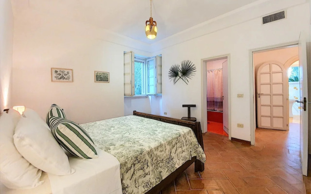 Cst002d in Castro With 5 Bedrooms and 4 Bathrooms