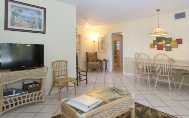 Blue Dolphin Inn - Skimmer Dow Unit