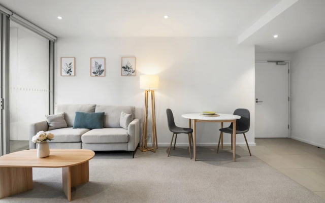 Marina-view 1-bed Apartment in Docklands – Guest Rooms – Melbourne