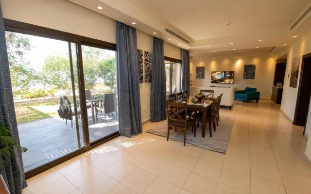 Golden Tulip Sharma Resort