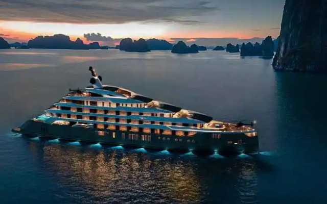 Grand Pioneers Halong Bay Cruise 1
