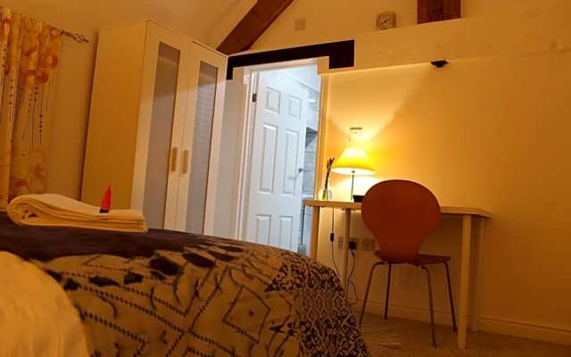 The Lodge B&B @ Cannock Chase