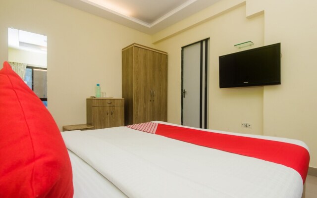 OYO 24014 Tuliip Residency