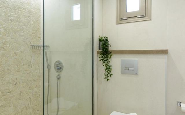 Soleil Apartments  Studios