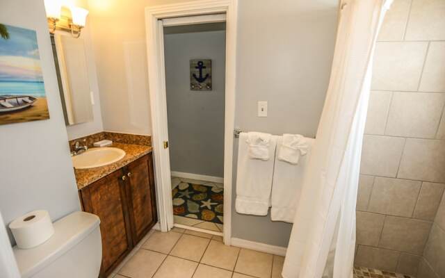 5570 Palmetto Street