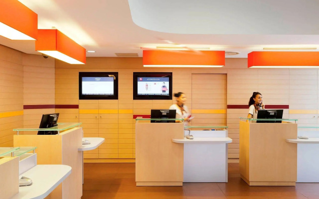 ibis Paris La Défense Esplanade