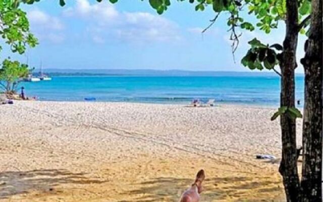 Secrets Cabins on Negril Beach