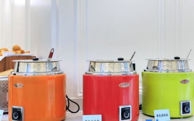 Xana Hotelle (Beijing Tongzhou Universal Resort)