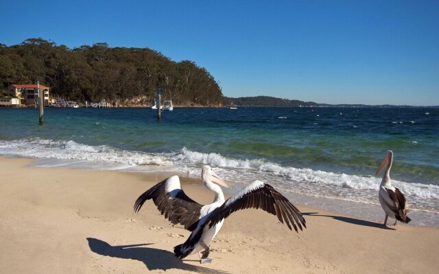 Promenade, Unit 10/8 Intrepid Close