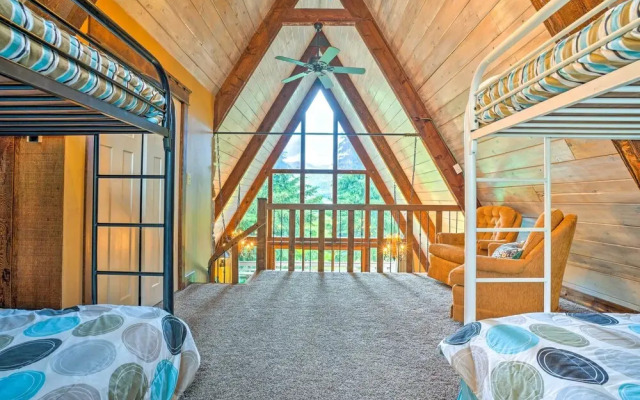 Cascade A-frame Cabin w/ Lake Views!
