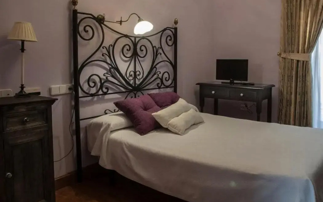 Hotel Alvar Fañez