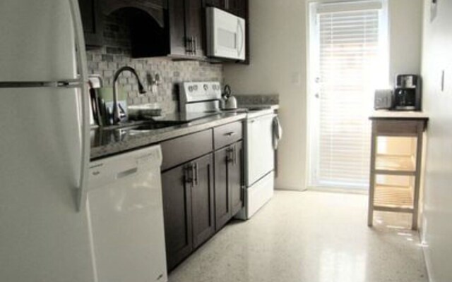 One Bedroom Apartment at Villa Tunis