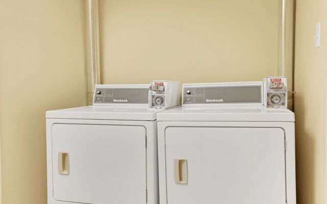 Travelodge Lloydminster