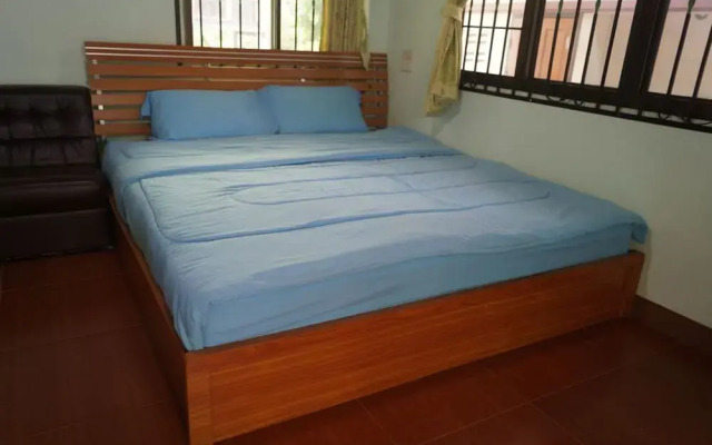 Three Moons Homestay