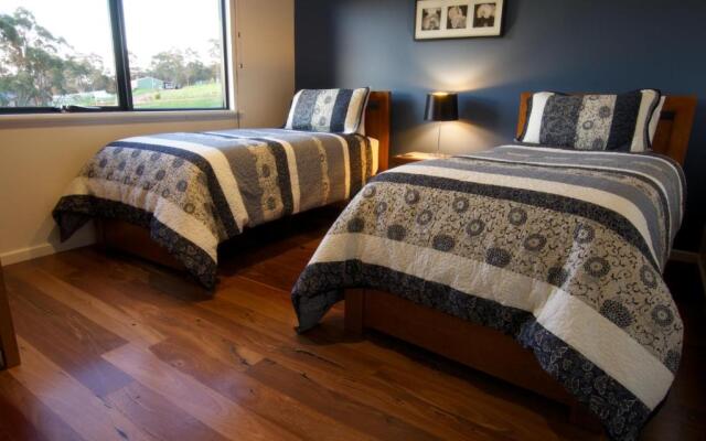 Karrak Reach Forest Retreat