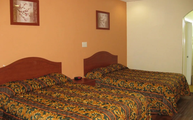Scottish Inn and Suites