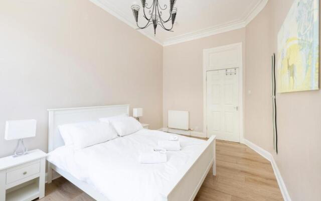 ALTIDO Cosy 3bed Family flat near Leith