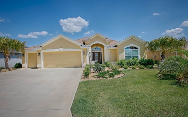 Yuma Place Home 3 Bedroom by The VIR Group