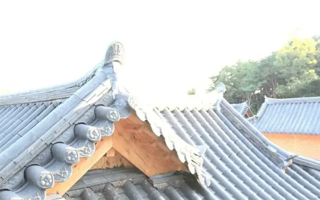 Sanasa Red Clay House