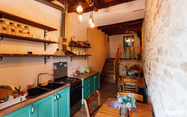 Trigona Hostel