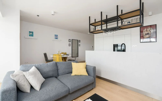 Apartment Dzielnica Cesarska by Renters