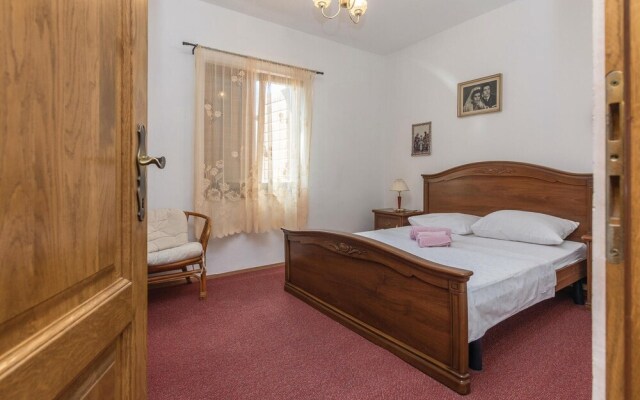 Amazing Home in Vir With 9 Bedrooms, Wifi and Outdoor Swimming Pool
