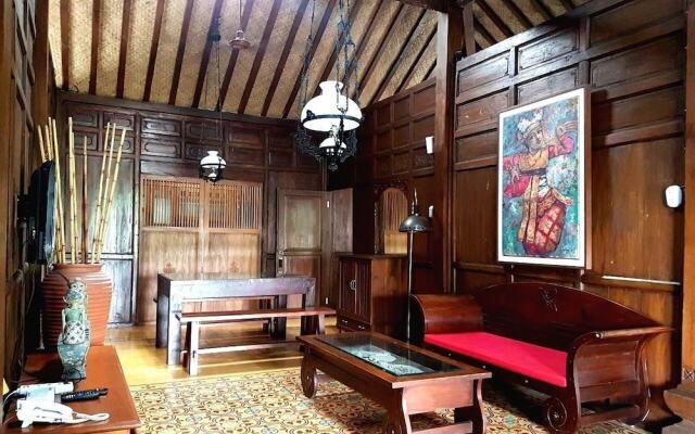 Rumah Stroberi Organic Farm and Lodge